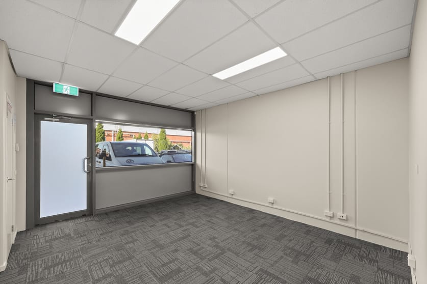 Click to view all images 6/52 Cambria Road Keysborough VIC 3173 - Image 3
