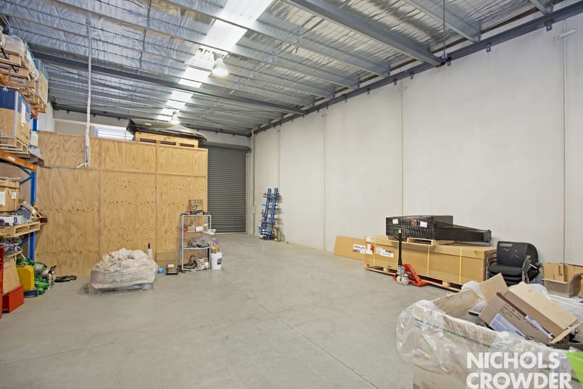 Click to view all images 7/73 Tulip Street Cheltenham VIC 3192 - Image 3