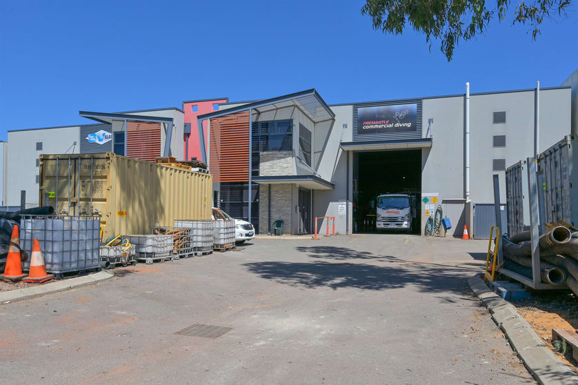 Click to view all images 2/14 Renewable Chase Bibra Lake WA 6163 - Image 2