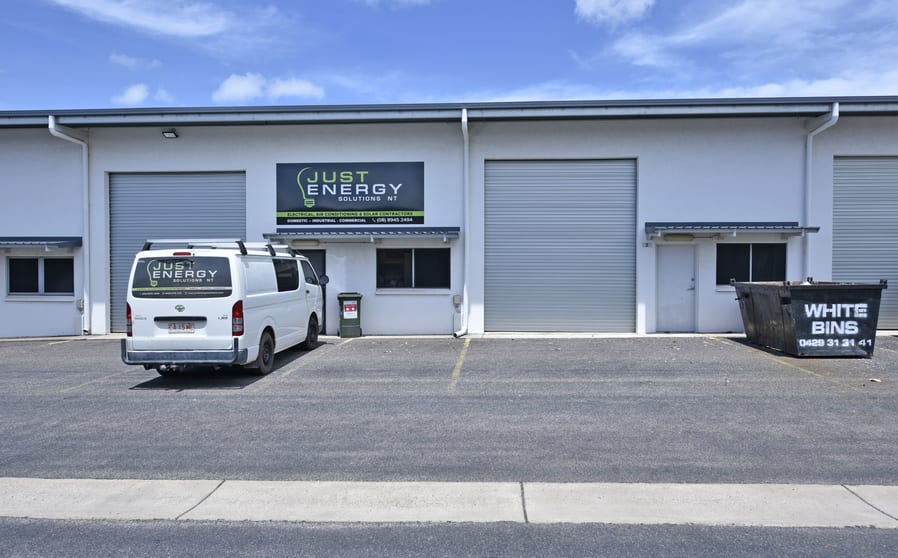 Click to view all images 2/102 Coonawarra Road Winnellie NT 0820 - Image 1