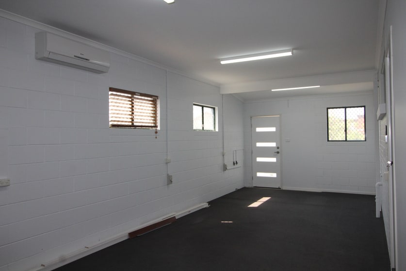 Click to view all images 1/64 Mort Street North Toowoomba QLD 4350 - Image 2