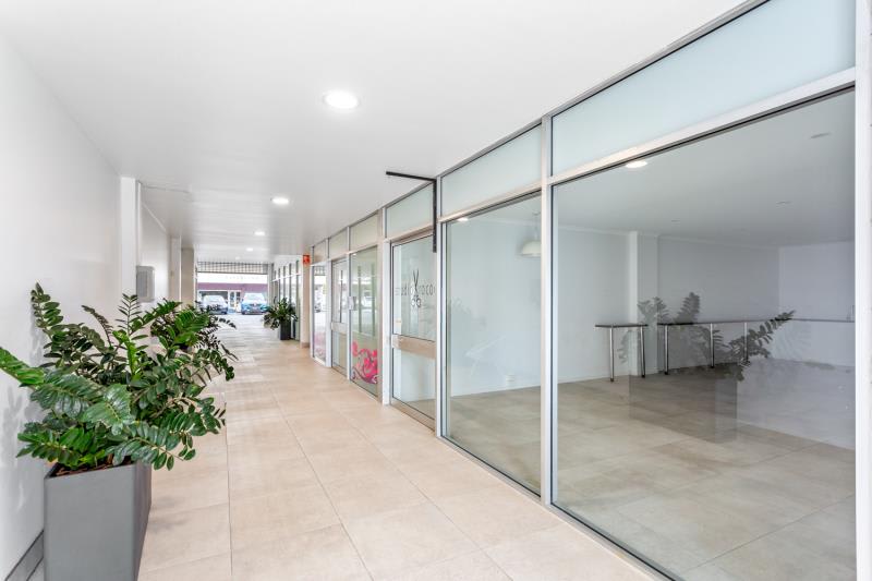 Click to view all images Ground Shop 5/14 Denham Street Rockhampton City QLD 4700 - Image 1