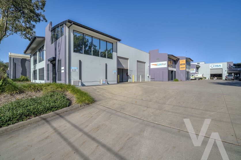 Click to view all images 4/10 Enterprise Drive Beresfield NSW 2322 - Image 3