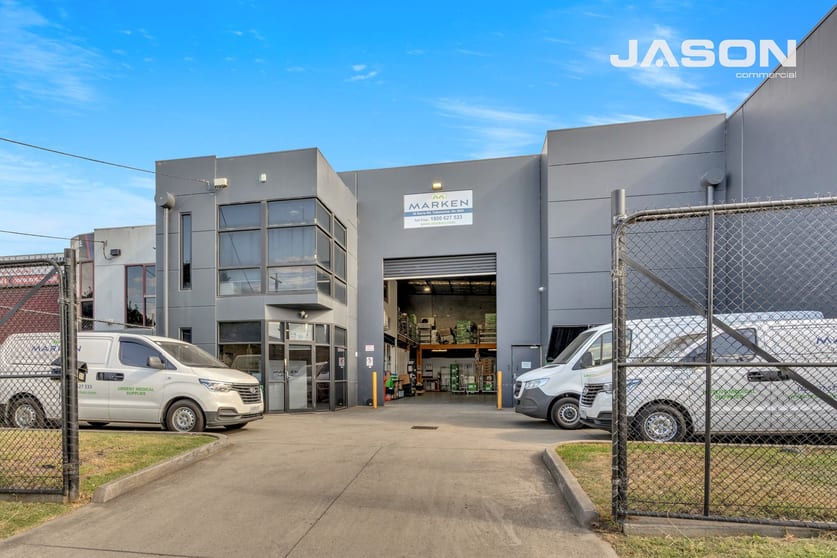 Click to view all images 35 Barrie Road Tullamarine VIC 3043 - Image 2