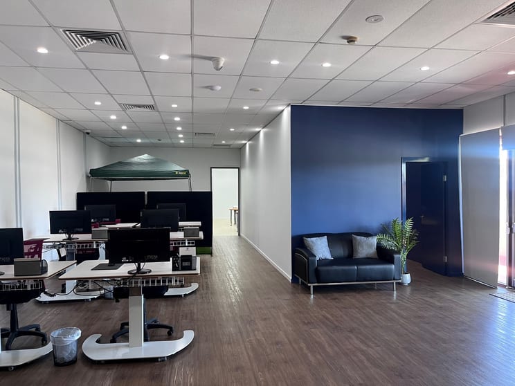 Click to view all images 9/338 Camden Valley Way Narellan NSW 2567 - Image 2