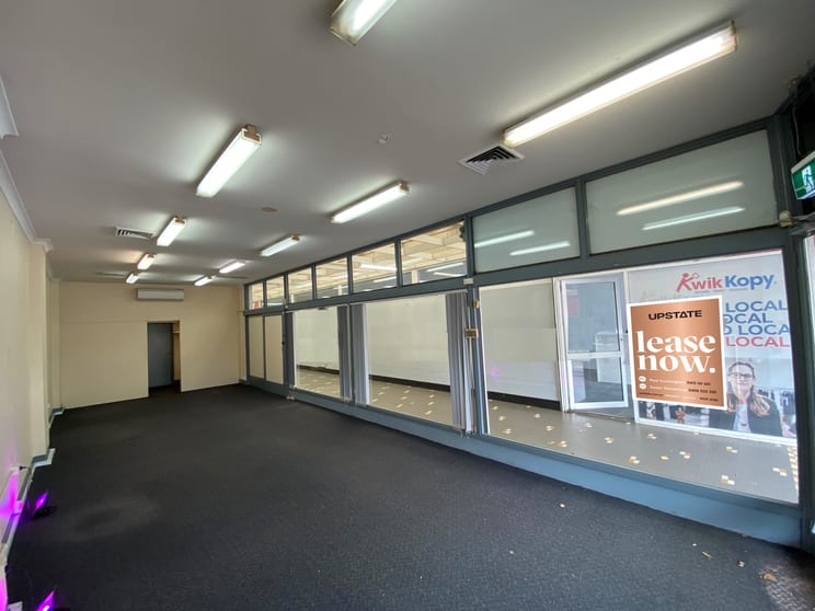 Click to view all images 1/688 Pittwater Road Brookvale NSW 2100 - Image 3