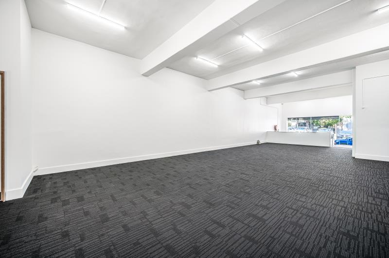 Click to view all images Ground/268 Rosslyn Street West Melbourne VIC 3003 - Image 2