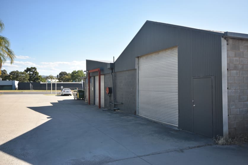 Click to view all images 5/202-204 Melbourne Road Wodonga VIC 3690 - Image 3