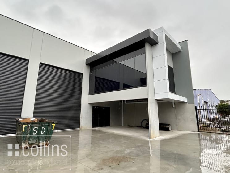Click to view all images 1&2/118 Main Road Clayton South VIC 3169 - Image 3