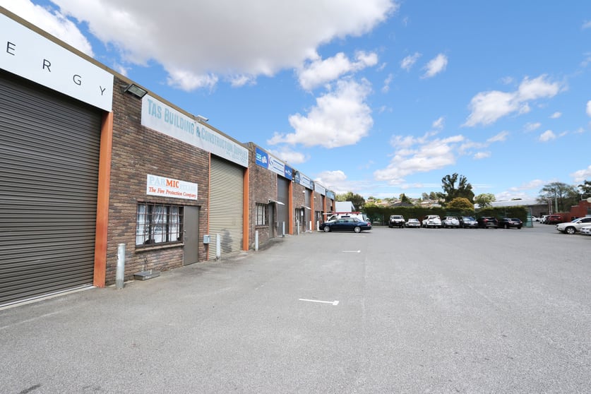 Click to view all images 5/3 Trotters Lane Prospect TAS 7250 - Image 2