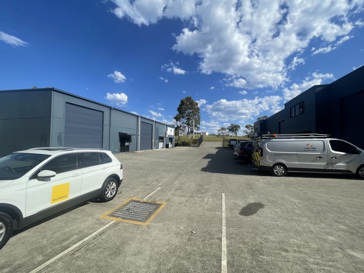 Click to view all images 6/61 Alliance Ave Morisset NSW 2264 - Image 3