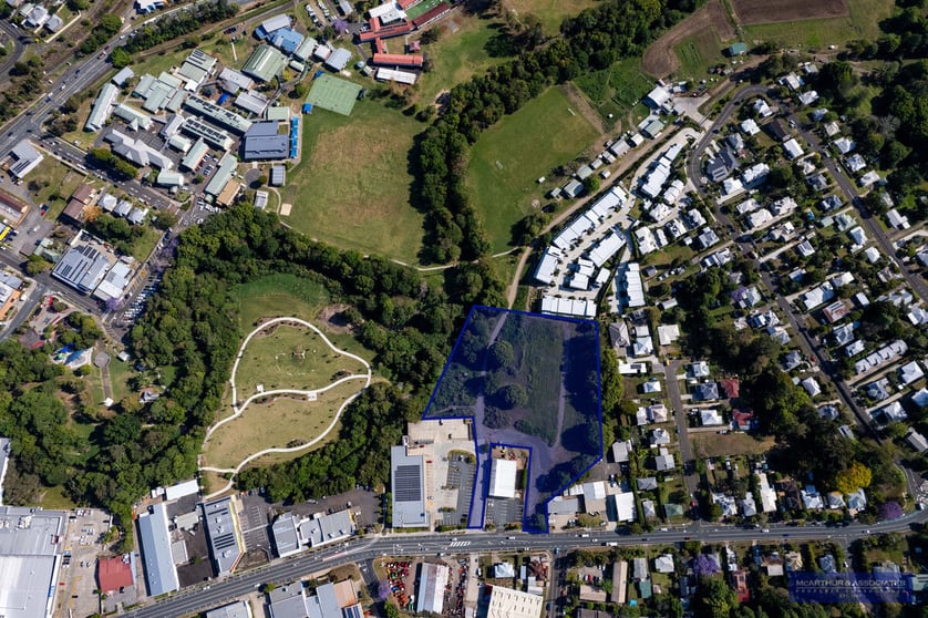 Click to view all images Nambour QLD 4560 - Image 3