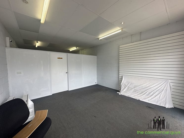 Click to view all images 5/86 Bells Pocket Rd Strathpine QLD 4500 - Image 3