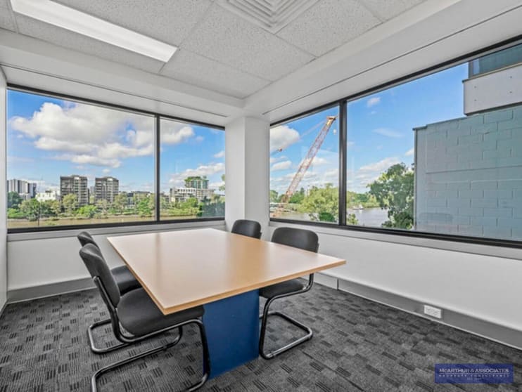 Click to view all images Milton QLD 4064 - Image 2