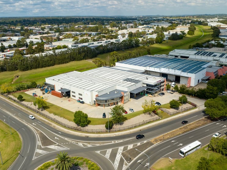 Click to view all images B/50 Williamson Road Ingleburn NSW 2565 - Image 3