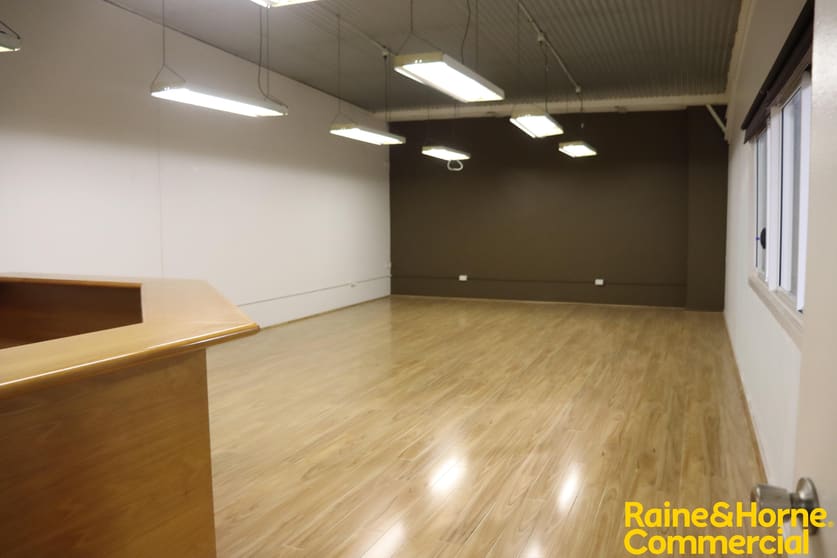 Click to view all images Unit 7/332 Hoxton Park Road Prestons NSW 2170 - Image 2