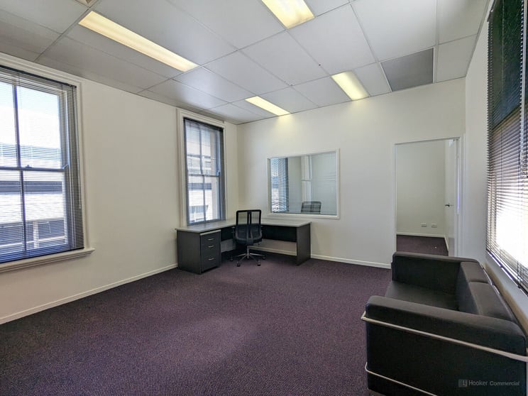 Click to view all images 9/138 Margaret Street Toowoomba City QLD 4350 - Image 2