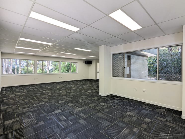 Click to view all images 1/1a Video Avenue Mount Lofty QLD 4350 - Image 3