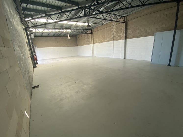 Click to view all images 2b/8 Robison Street Park Avenue QLD 4701 - Image 2