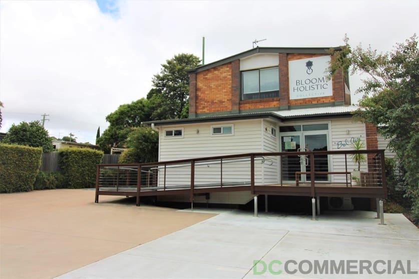 Click to view all images 67 Ramsay Street South Toowoomba QLD 4350 - Image 2