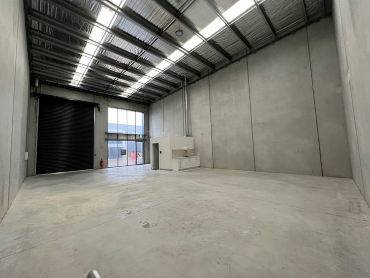 Click to view all images 5 Arafura Lane Keysborough VIC 3173 - Image 3