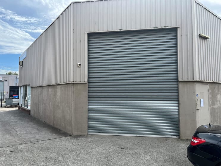 Click to view all images 1/10 The Nook Bayswater North VIC 3153 - Image 2