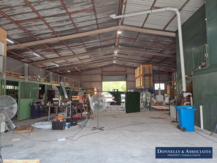 Click to view all images 76 Foley Road Hemmant QLD 4174 - Image 2