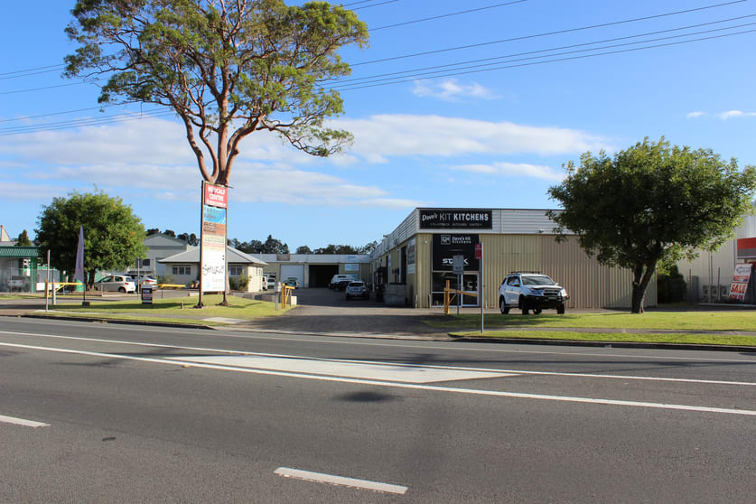 Click to view all images 6/50 Medcalf Street Warners Bay NSW 2282 - Image 2