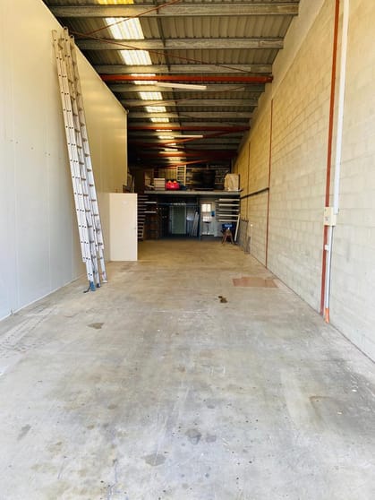 Click to view all images 1/4 Unley Street Brendale QLD 4500 - Image 2