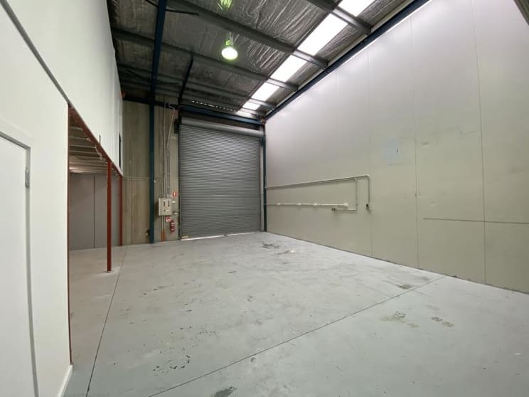 Click to view all images Unit 11/3 Kaleski Street Moorebank NSW 2170 - Image 3