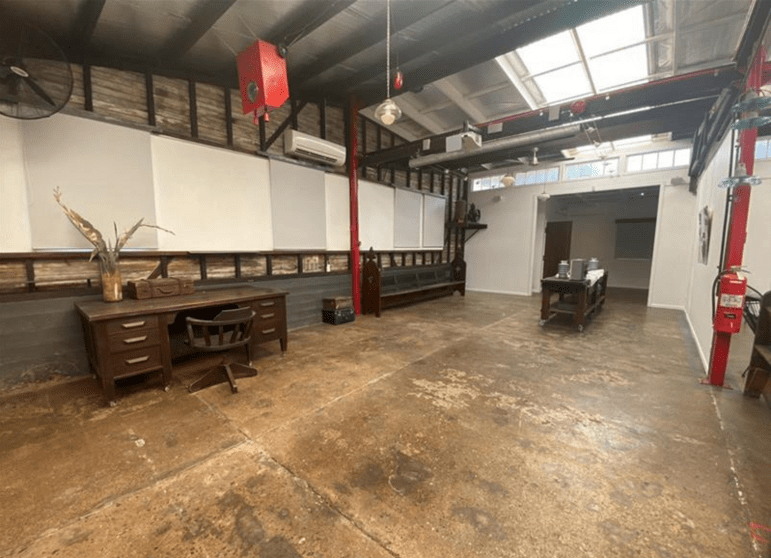 Click to view all images 22 Laurier Street Annerley QLD 4103 - Image 2