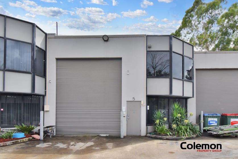 Click to view all images 5/29 Helles Ave Moorebank NSW 2170 - Image 1