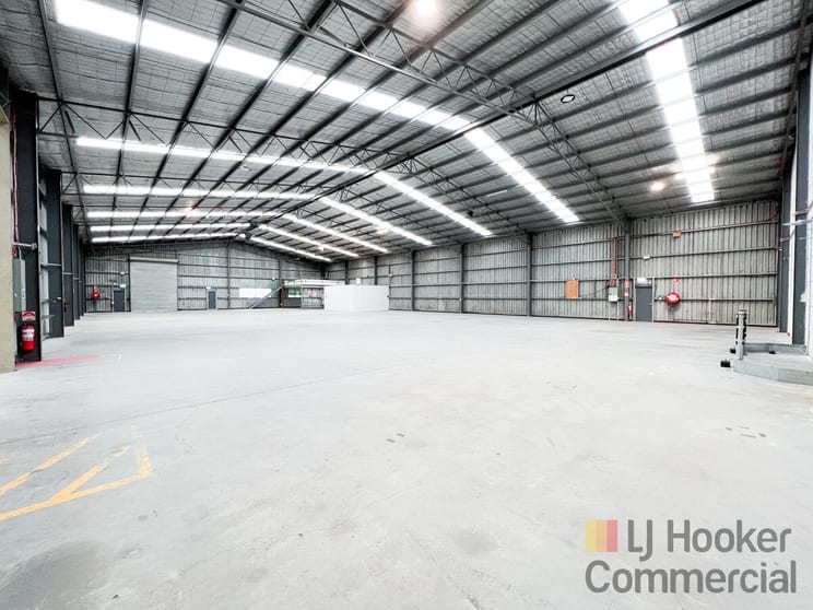 Click to view all images W/house D/27 Sunny Bank Road Lisarow NSW 2250 - Image 2