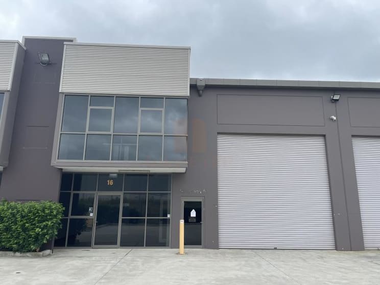 Click to view all images Unit 16/16 Bernera Road Prestons NSW 2170 - Image 2