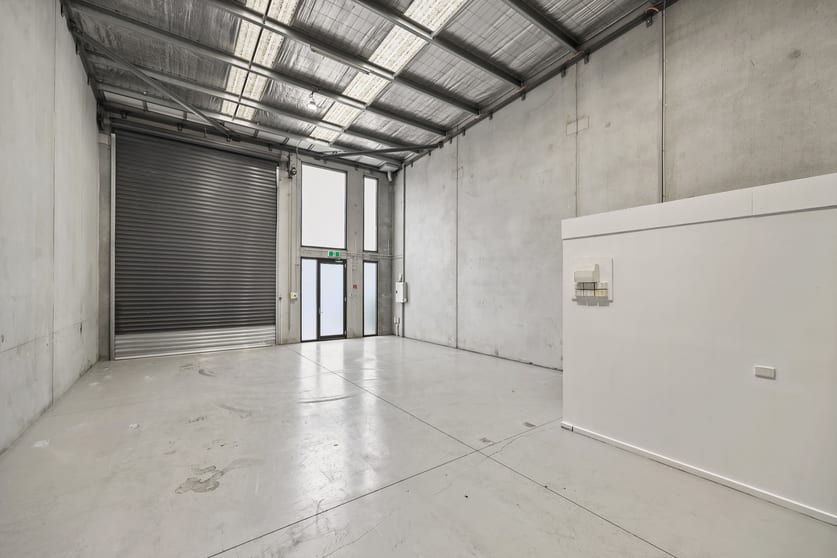 Click to view all images 3/12 Marriott Street Oakleigh VIC 3166 - Image 3