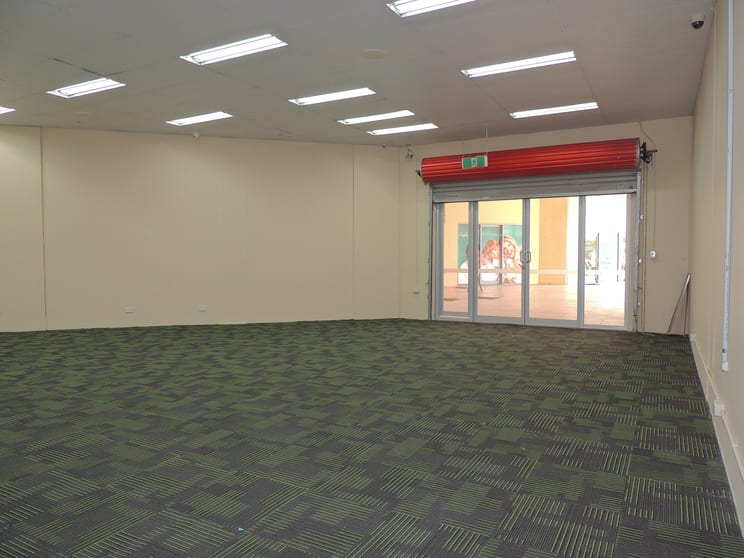Click to view all images 8/116-120 River Hills Road Eagleby QLD 4207 - Image 3
