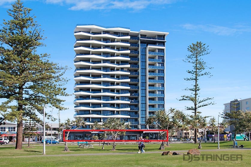 Click to view all images 3/76 Musgrave Street Coolangatta QLD 4225 - Image 2