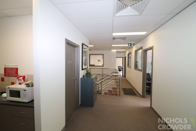 Click to view all images 1/385 McClelland Drive Langwarrin VIC 3910 - Image 3
