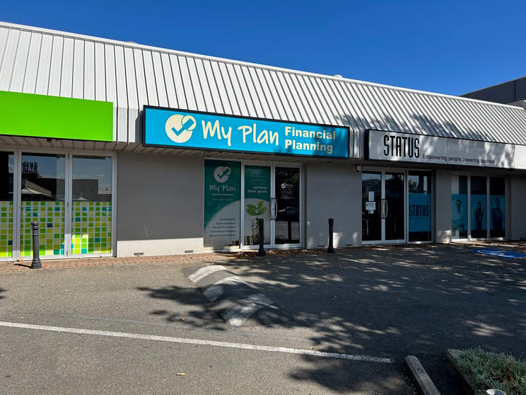 Click to view all images 4/117 Henley Beach Road Mile End SA 5031 - Image 1