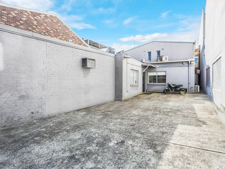 Click to view all images Rear Office/48-50 Frenchs Road Willoughby NSW 2068 - Image 3