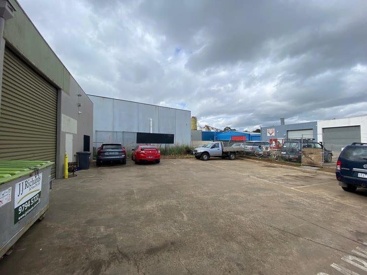 Click to view all images Factory 5/156 High St Melton VIC 3337 - Image 1