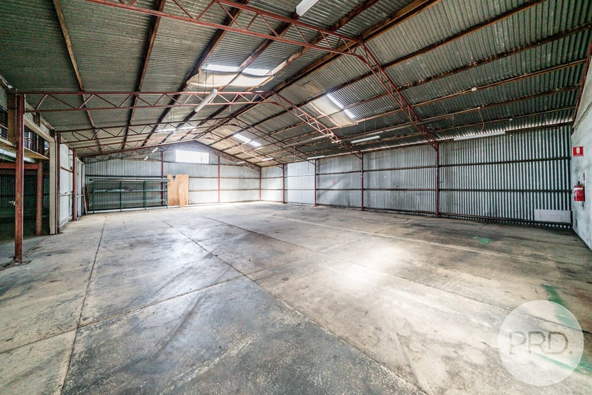 Click to view all images 346 Edward Street Wagga Wagga NSW 2650 - Image 2