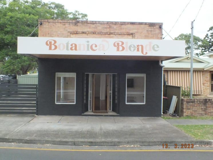 Click to view all images 2 Mt Ettalong Road Umina Beach NSW 2257 - Image 1