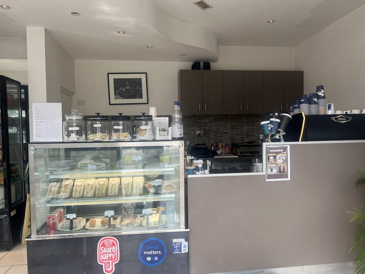 Click to view all images Caringbah NSW 2229 - Image 2