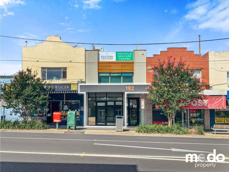 Click to view all images 192 Elgar Road Box Hill South VIC 3128 - Image 2