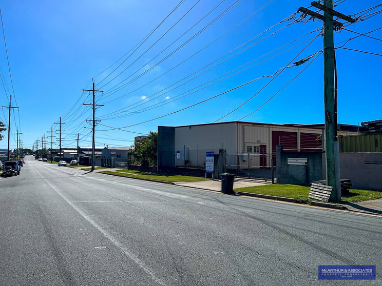 Click to view all images Clontarf QLD 4019 - Image 3
