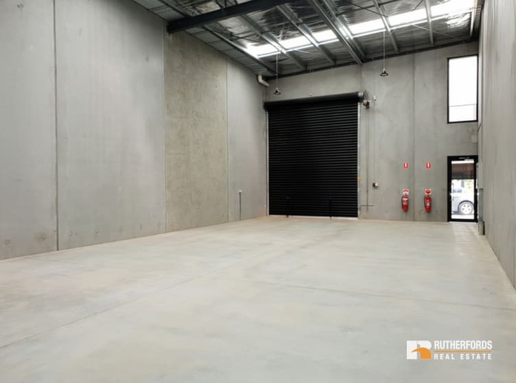 Click to view all images 29/2 Thomsons Road Keilor Park VIC 3042 - Image 2