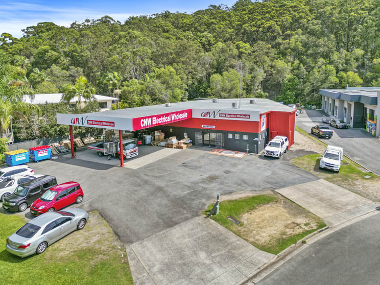 Click to view all images 4 Kortum Drive Burleigh Heads QLD 4220 - Image 1