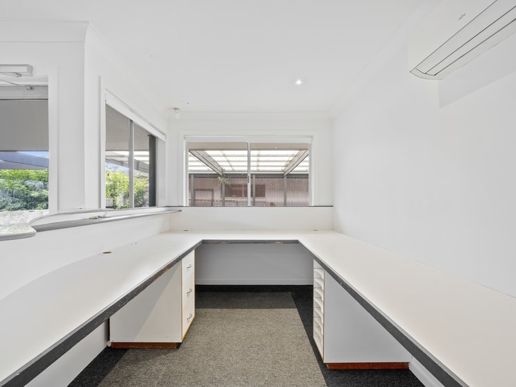 28 Ashmore Road Bundall QLD 4217 - Image 3
