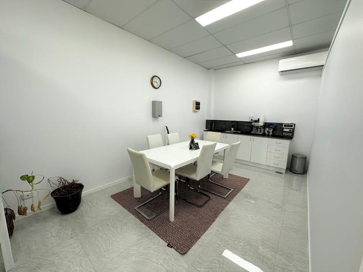 Click to view all images Shop 5/56 Corner of Moondara Drive & Nicklin Way Wurtulla QLD 4575 - Image 2
